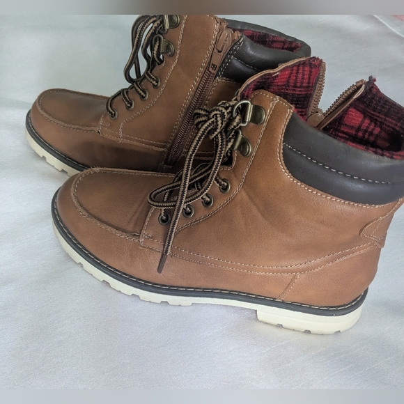 Joe Fresh. Brown Lace-Up Boots with Plaid Lining. Unisex - Picture 4 of 10